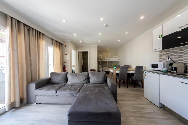 Guest house Furnaka Eco Village Lourinha (Lisbon)